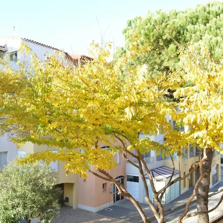 Cap D'agde, 1 Piece, 2 Personnes - Fr-1-249-124 *